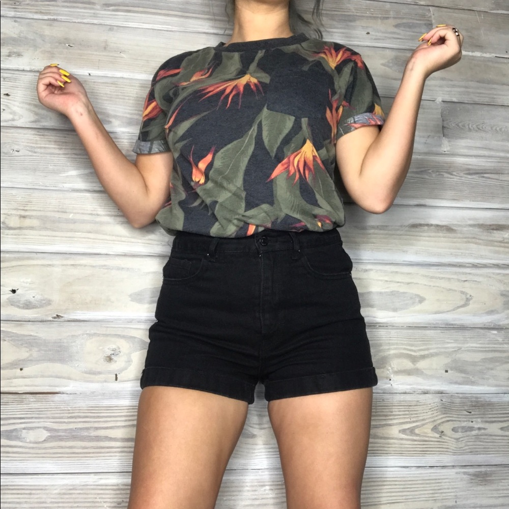 H&M floral short sleeve summer tee shirt
